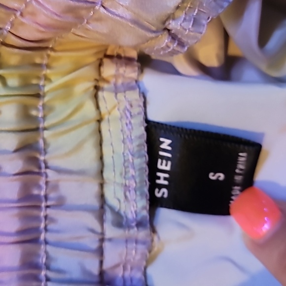 Basketball shorts - Picture 4 of 4